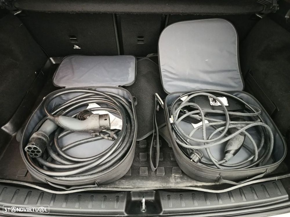 Mercedes-Benz EQA 250 Progressive - 18