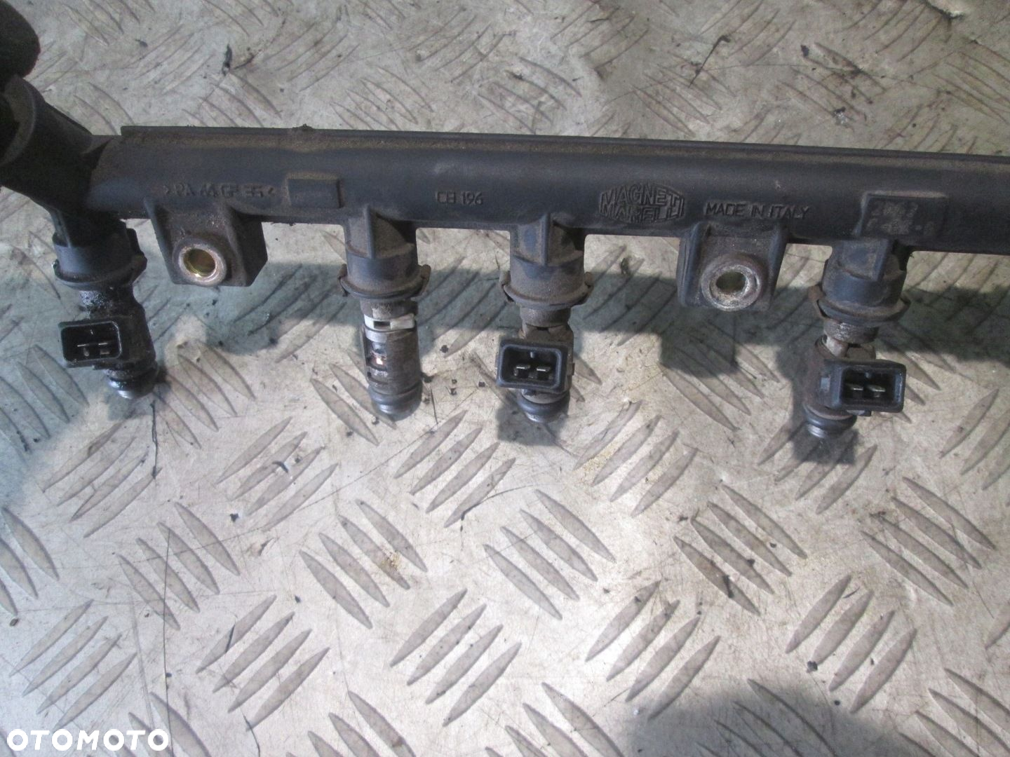 Listwa wtryskowa Fiat 3219018301 - 3