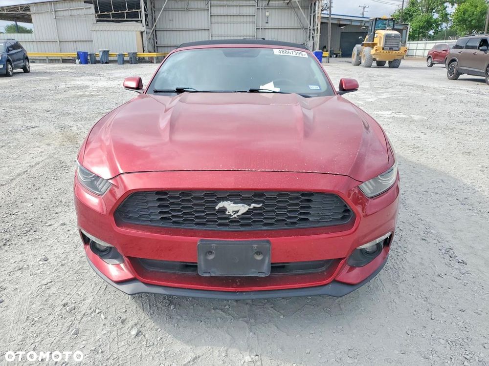 Ford Mustang - 5
