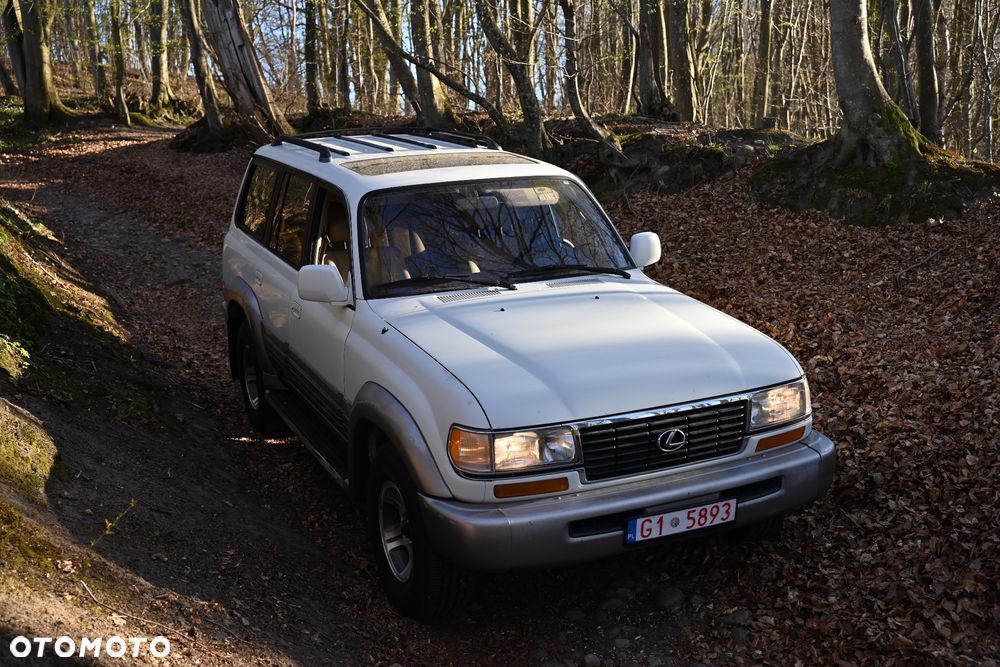 Lexus LX - 6