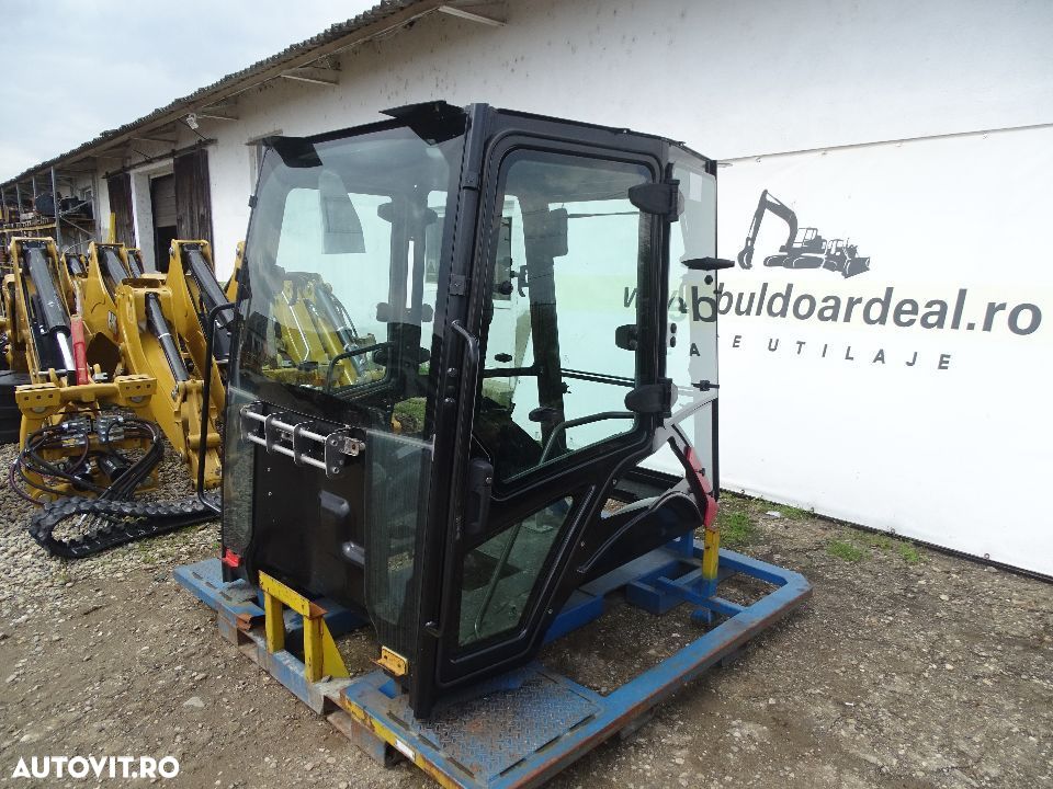 Cabina buldoexcavator Caterpillar  427  F2   cod. 382-2353 - 7