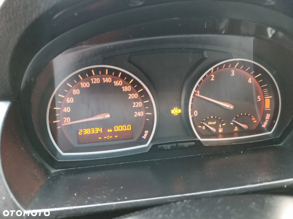 BMW X3 sDrive18d - 16