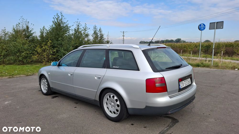 Audi A6 - 4