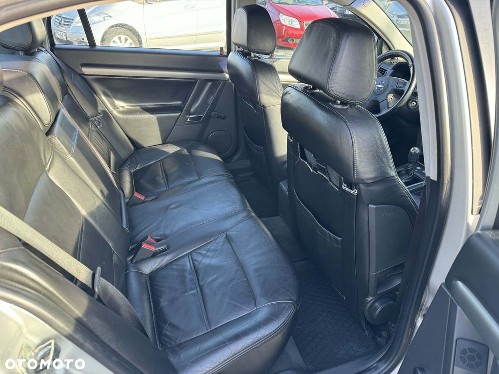 Opel Vectra 2.0 DTI Cosmo - 13