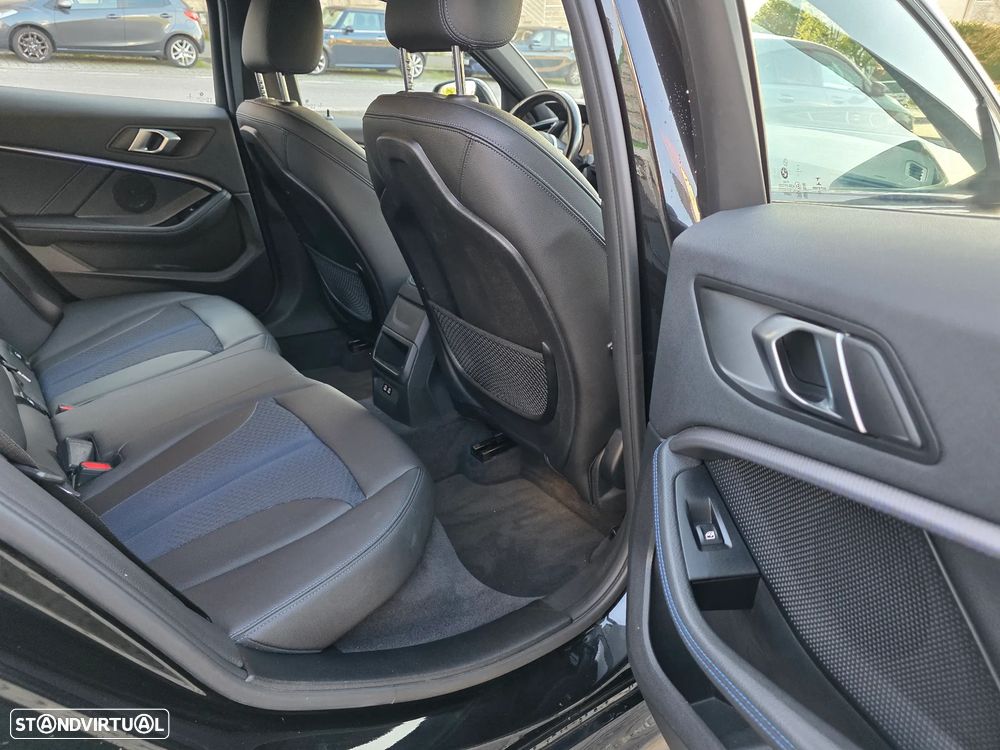 BMW 118 i Pack Desportivo M Auto - 21