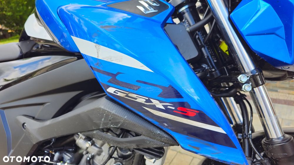 Suzuki GSX