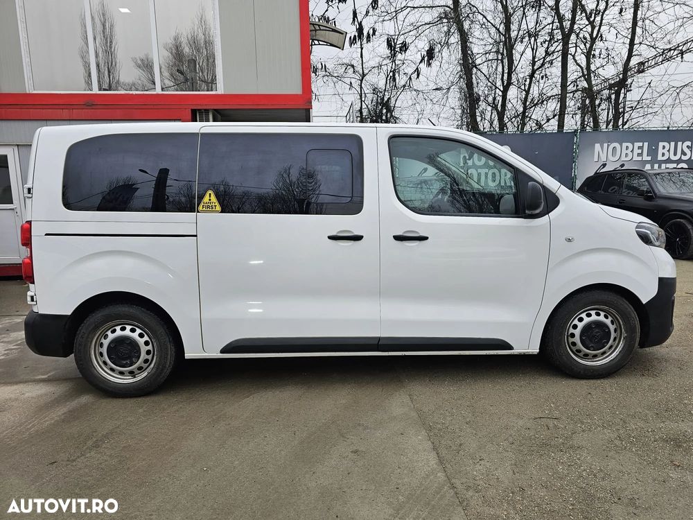 Toyota Proace 1.5 D-4D 120CP 8+1 L2H1 Base+ - 4
