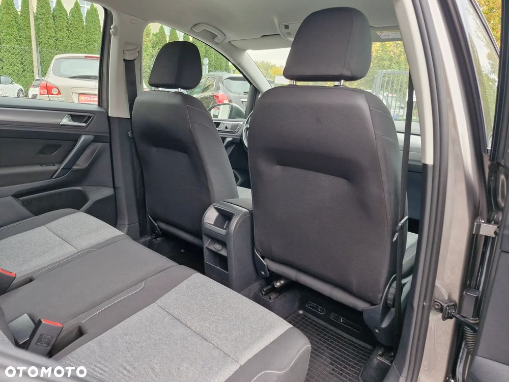 Volkswagen Golf Sportsvan - 21