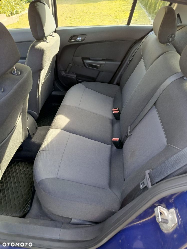 Opel Astra 1.6 - 5