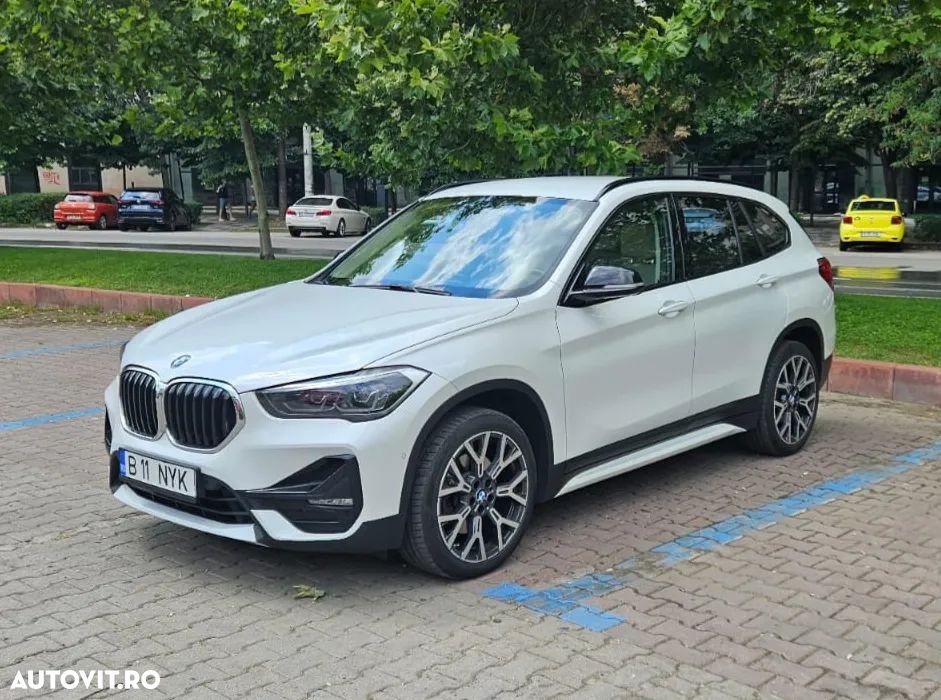 BMW X1 xDrive25d Aut. Sport Line - 1