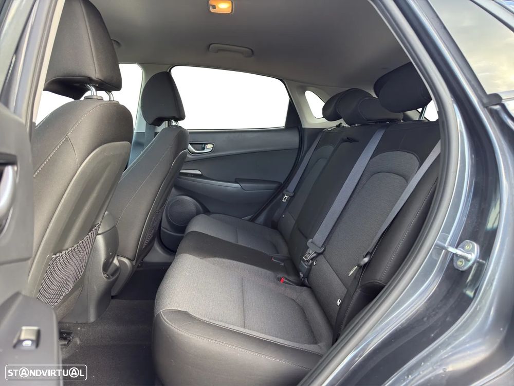 Hyundai Kauai Business - 12