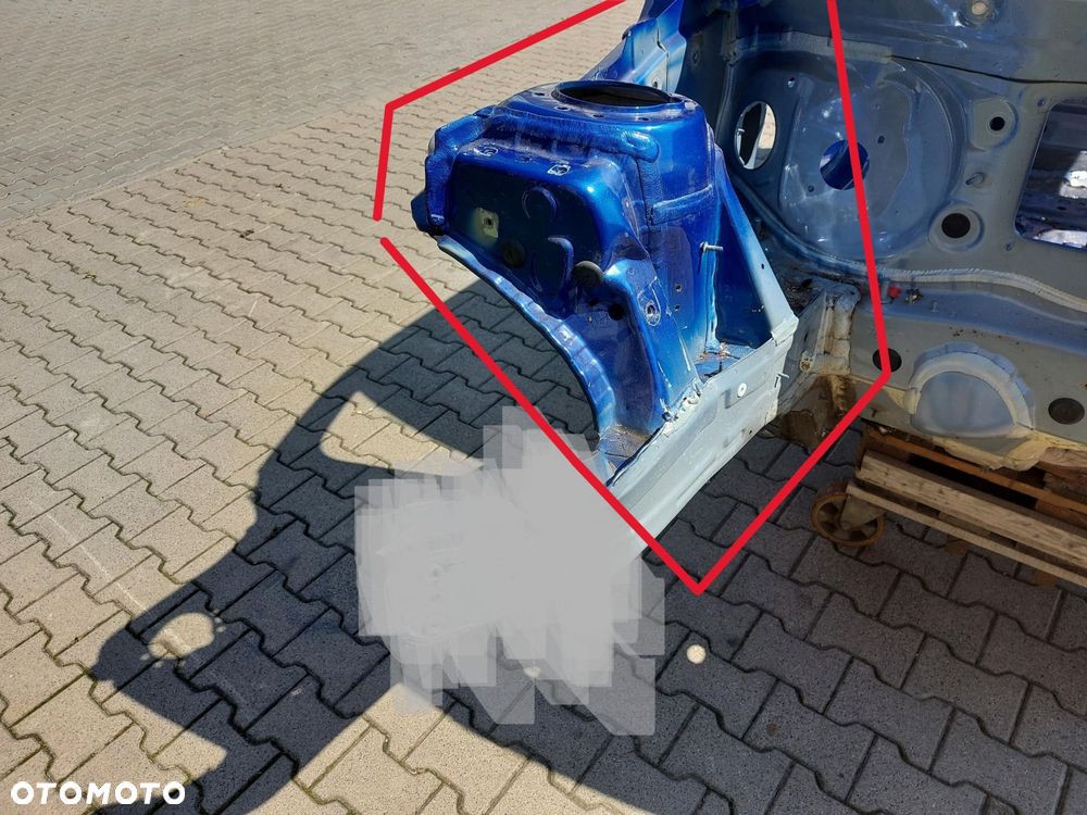 BMW iX1 X1 U11 ćwiartka fartuch kielich prawy przód C31 - 2