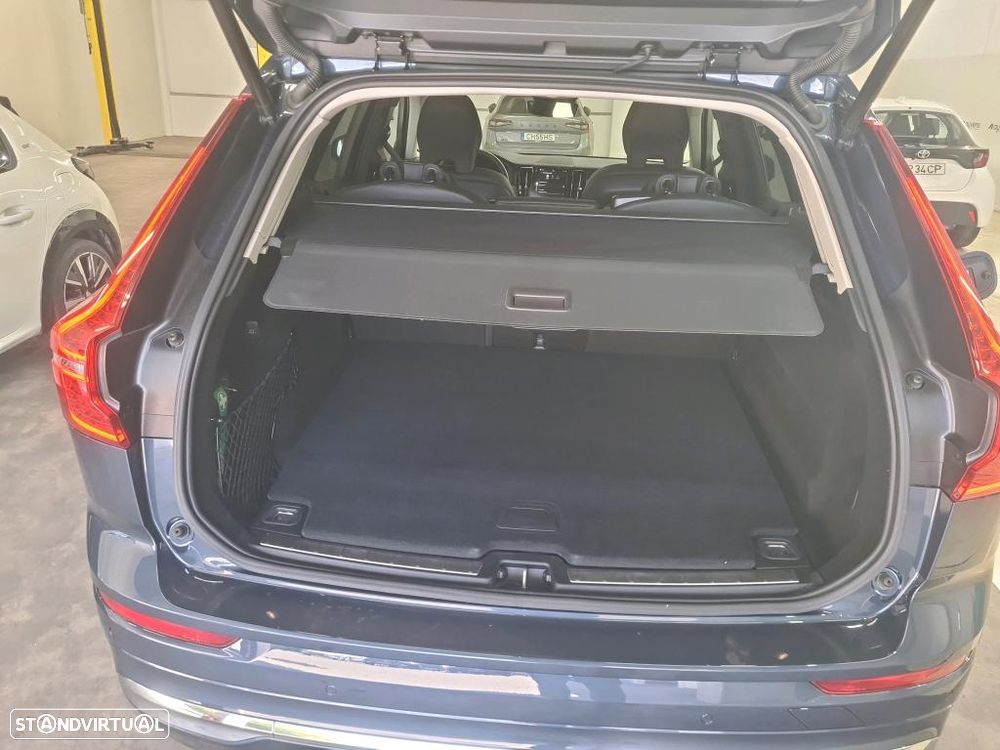 Volvo XC 60 2.0 T6 PHEV Plus Bright AWD - 12