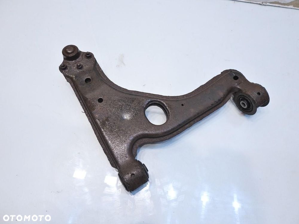 WAHACZ LEWY PRZÓD OPEL ASTRA III H 1.6 16V - 3