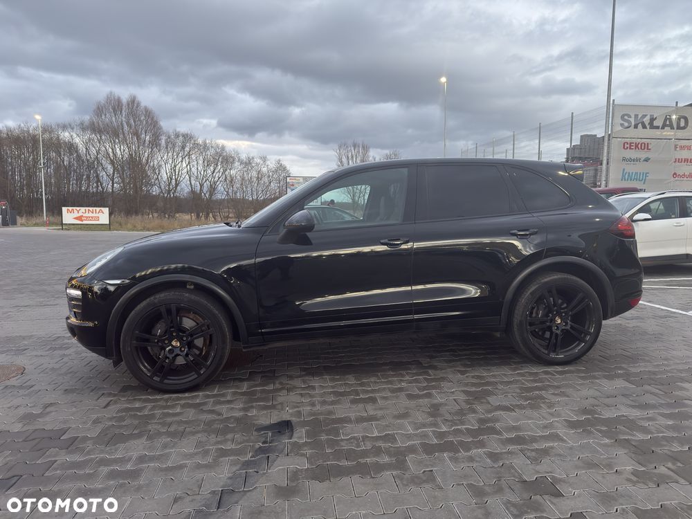 Porsche Cayenne - 3