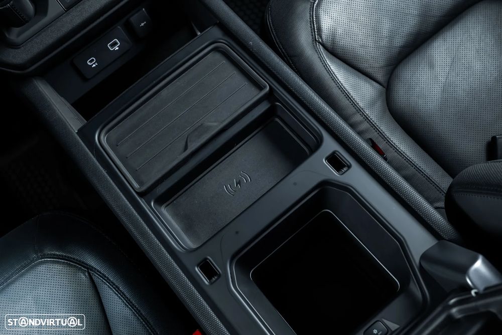 Land Rover Defender 2.0 P400e 110 AWD X-Dynamic HSE - 31