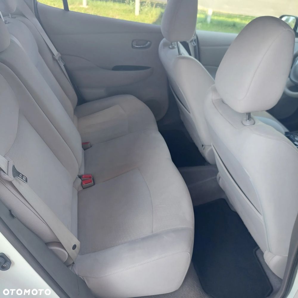 Nissan Leaf 24kWh Visia - 17
