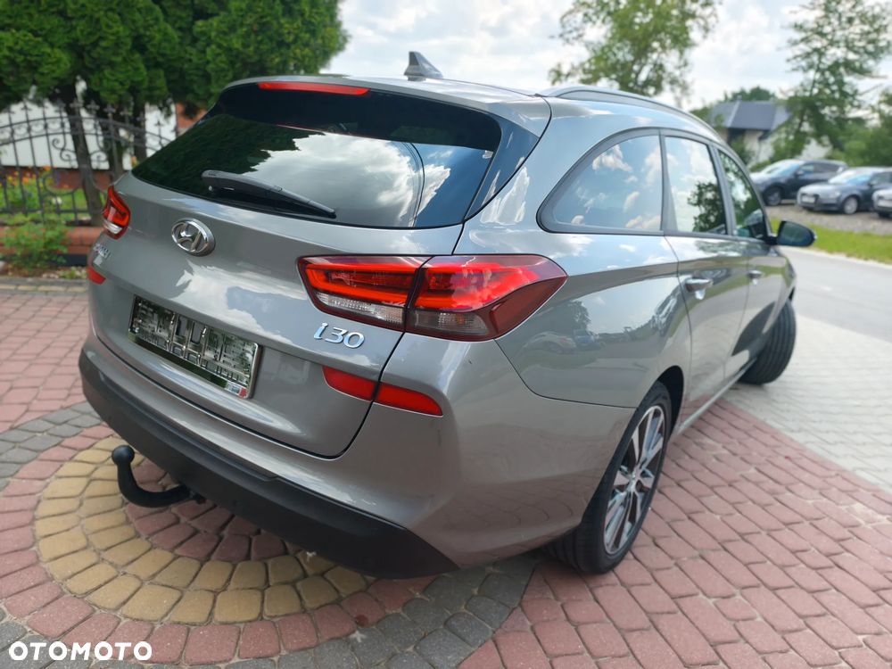 Hyundai i30 1.4 T-GDI YES!+ - 12