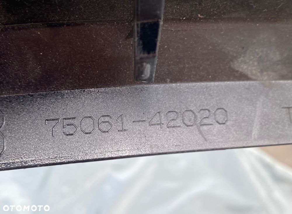 TOYOTA RAV4 5 V AX50 ORYGINALNA LISTWA DRZWI PRAWA TYLNA PRAWY TYŁ NA DRZWI PRAWE TYLNE 75061-42020  7506142020 RAV 4 RAV-4 AX 50 lakierowana czarna Wwa - 5