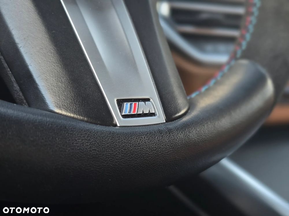 BMW Seria 3 320d xDrive M Sport - 19