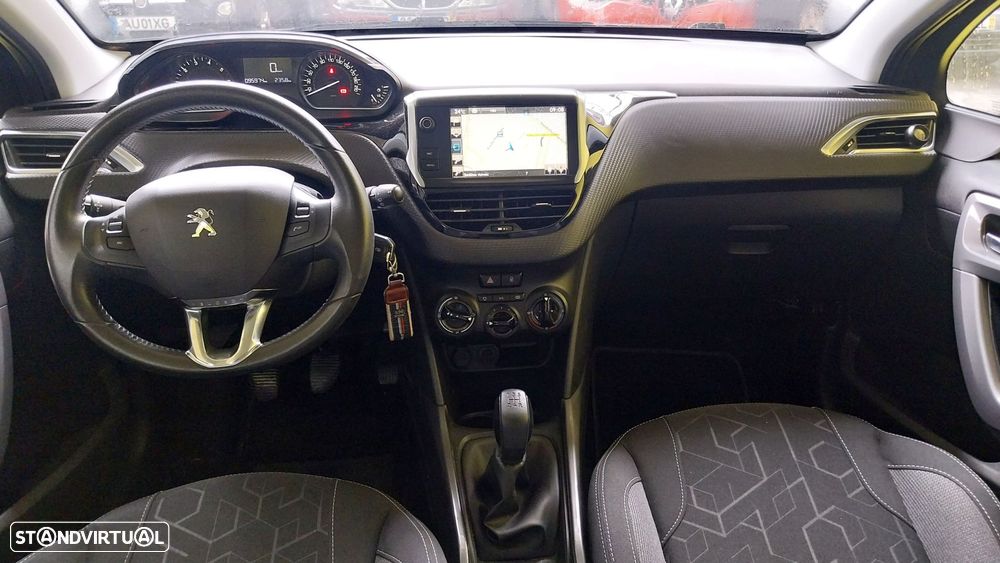Peugeot 2008 1.2 PureTech Active - 17