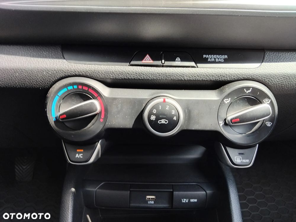 Kia Stonic 1.2 M - 18