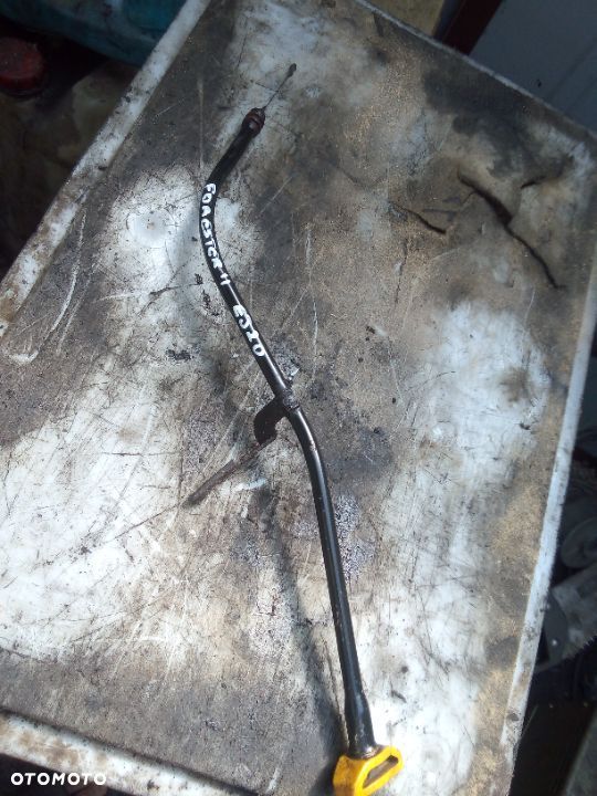 Subaru Forester outback legacy  2,0 b EJ20 bagnet miarka oleju - 1