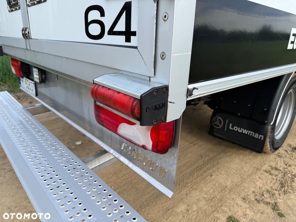 Mercedes-Benz SPRINTER - 14
