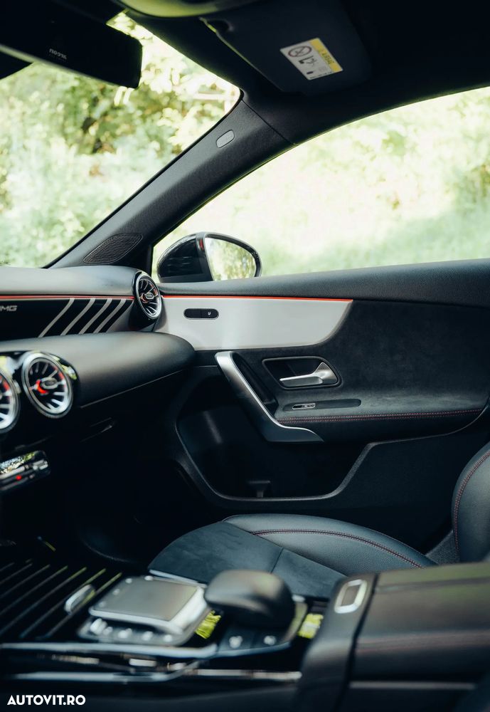 Mercedes-Benz A 35 AMG 4Matic+ Aut. - 15