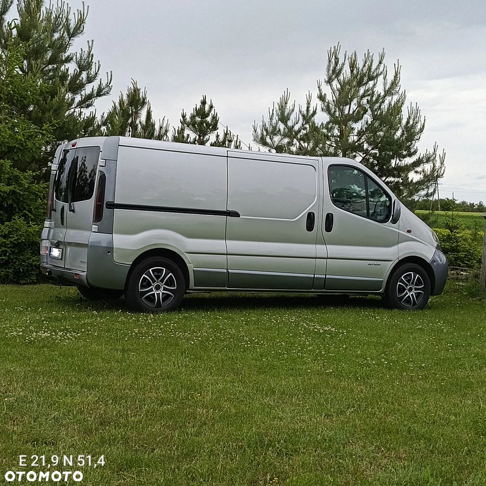 Renault Trafic - 21