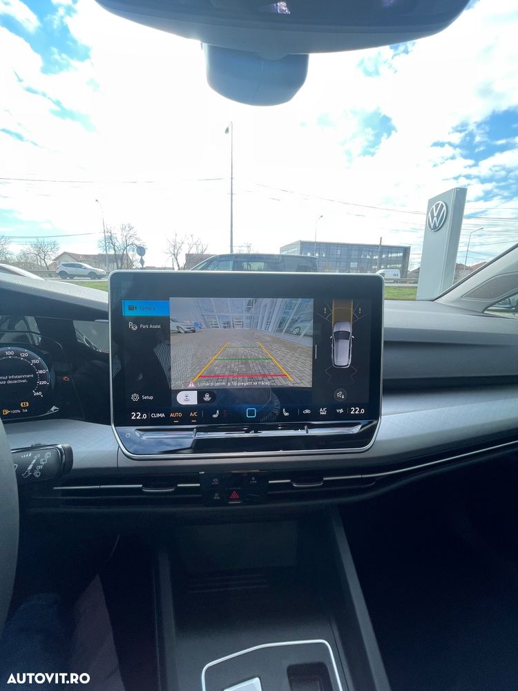 Volkswagen Golf 1.5 eTSI DSG MHEV Life - 12