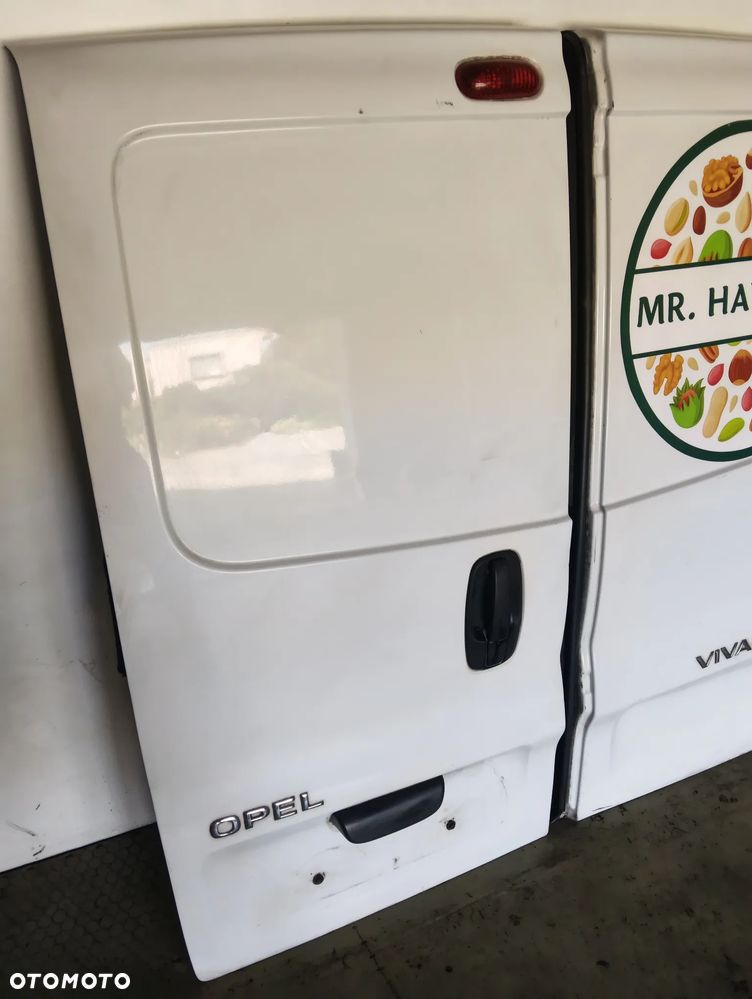 drzwi tyl lewe prawe skrzydelka Vivaro I trafic 02-14 - 2
