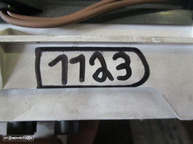 Quadrante YAC10534 ROVER 214 1993    1.4  Kmh 1585183 - 2