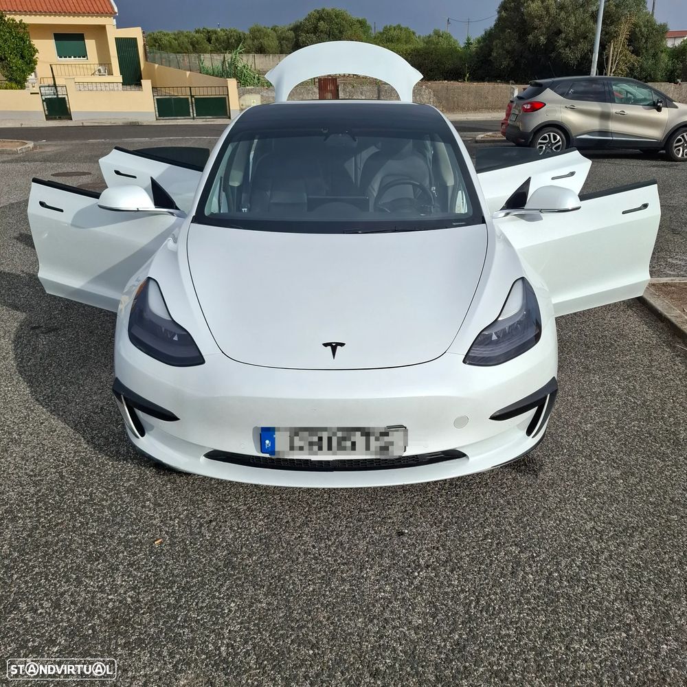 Tesla Model 3 - 2