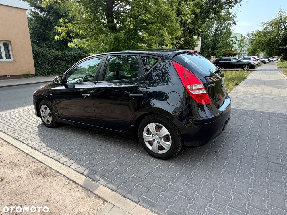 Hyundai i30 1.4 Comfort World Cup - 2