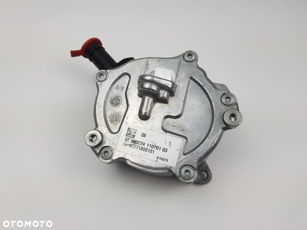 NOWA ORYGINALNA Pompa Vacum Mercedes W177 4.0 V8 A1771800101 - 4