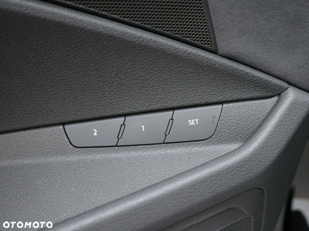 Audi Q8 e-tron - 13