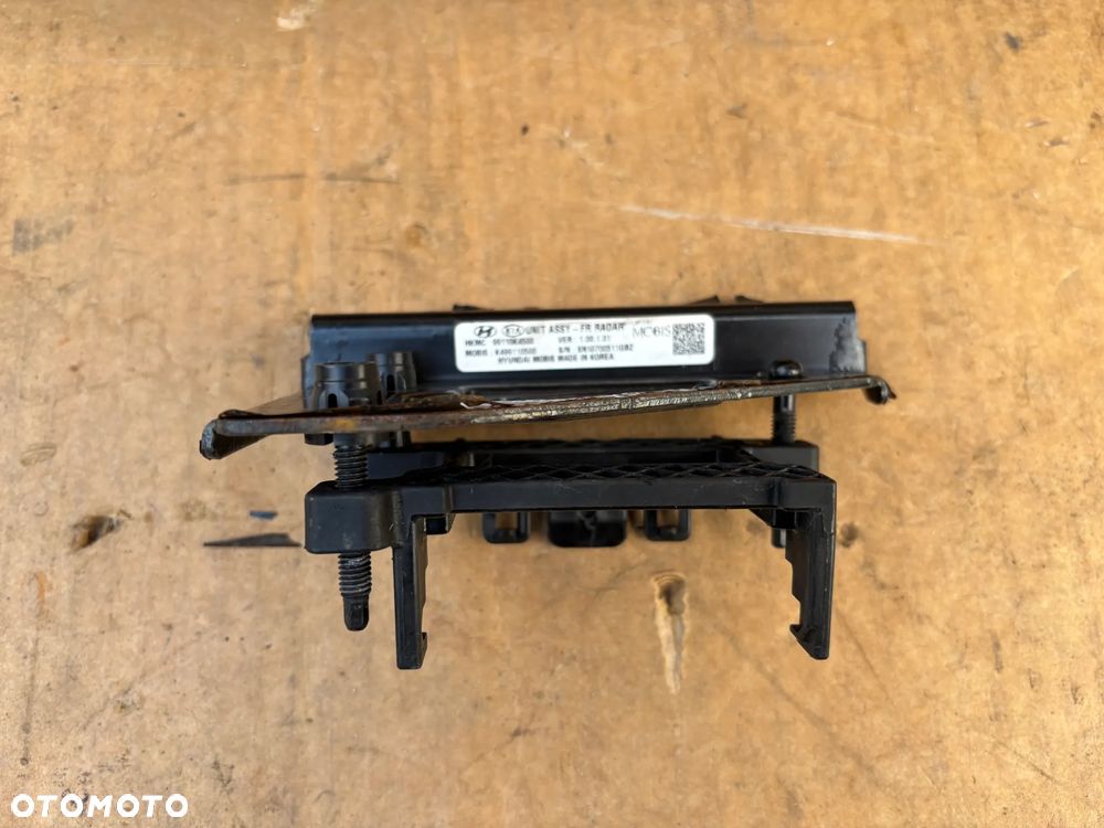 HYUNDAI KONA ELEKTRYCZNA ELEKTRYK ORYGINALNA BELKA ZDERZAKA PRZEDNIEGO PRZEDNIA ALUMINIOWA MOCOWANIE RADARU CZUJNIKA ZBLIŻENIOWEGO 86570-K4000 - 8