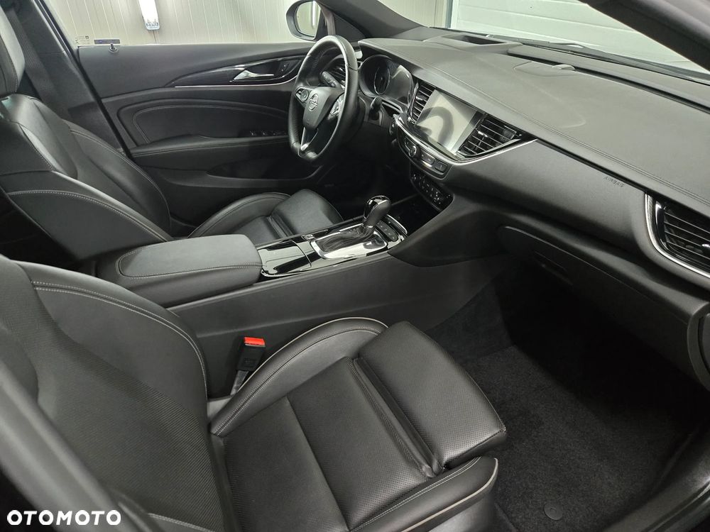 Opel Insignia 2.0 Direct Inj Trb 4x4 Ultimate Exclusive - 24