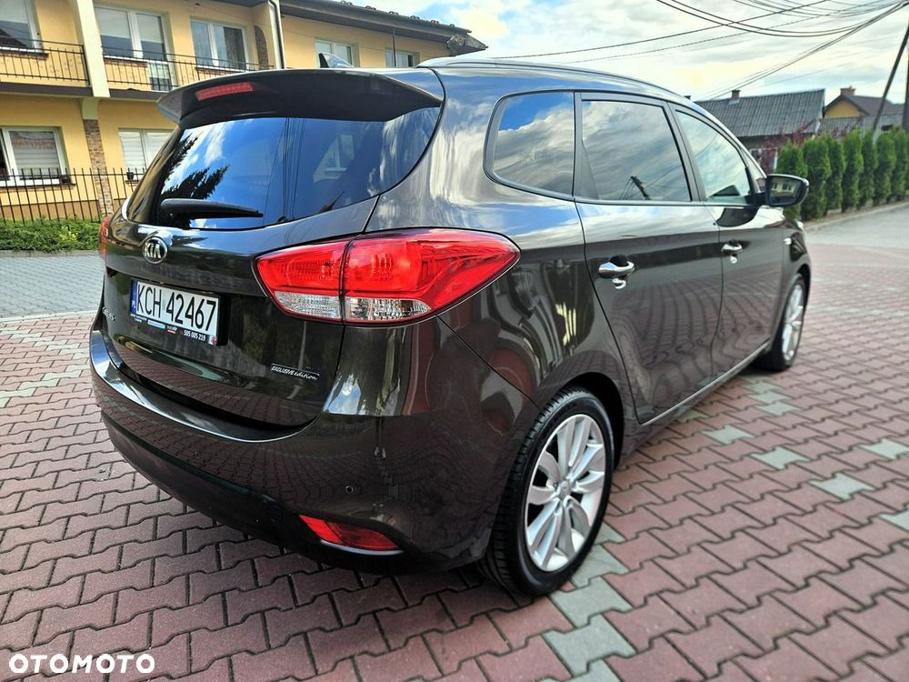 Kia Carens 1.6 GDI Dream-Team Edition - 10