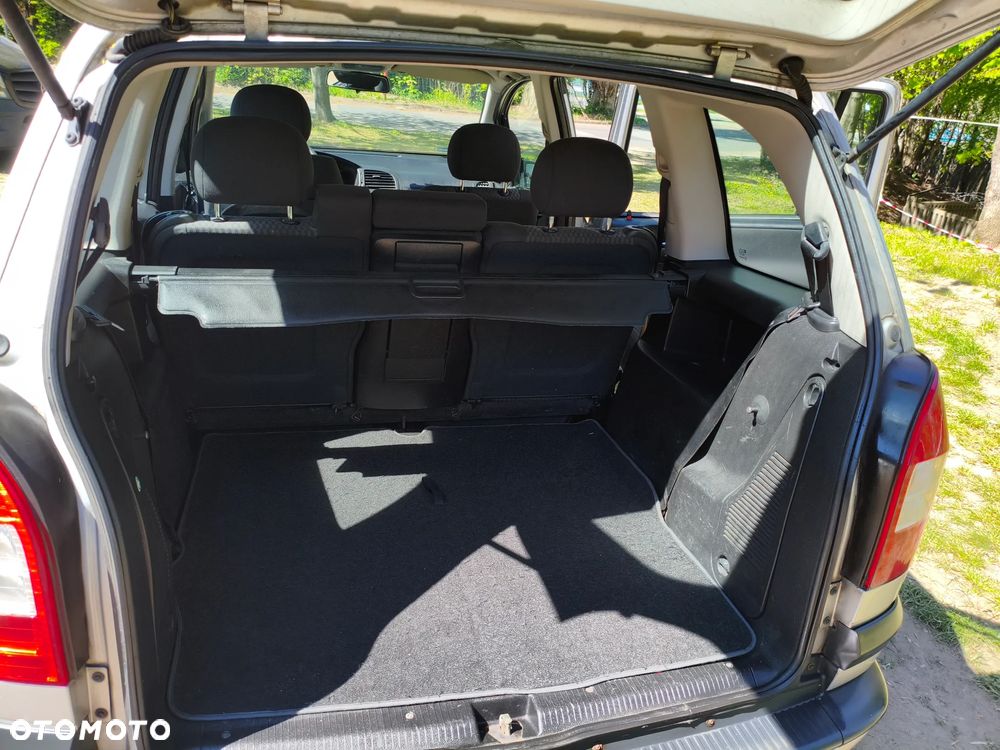 Opel Zafira 2.2 DTI Njoy - 23