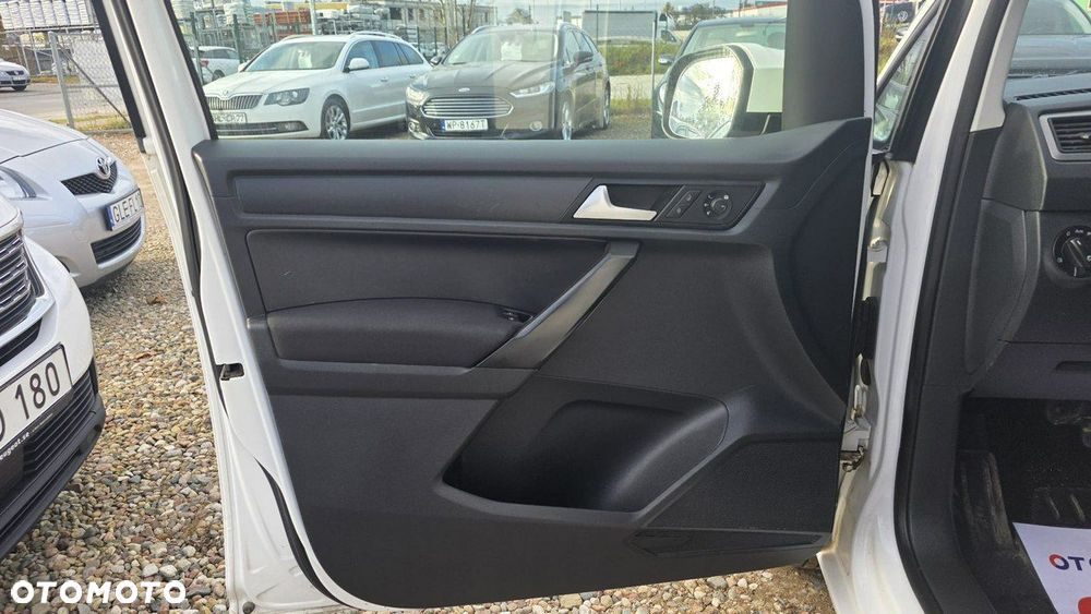 Volkswagen Caddy - 11