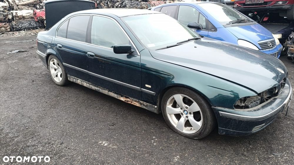 36147 BMW E39 model od 95-00 silnik 2.5 M52B25 170 km lakier 324/6 - 2