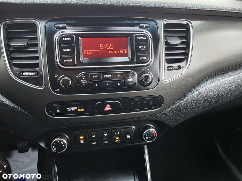 Kia Carens 1.7 CRDi Vision - 22