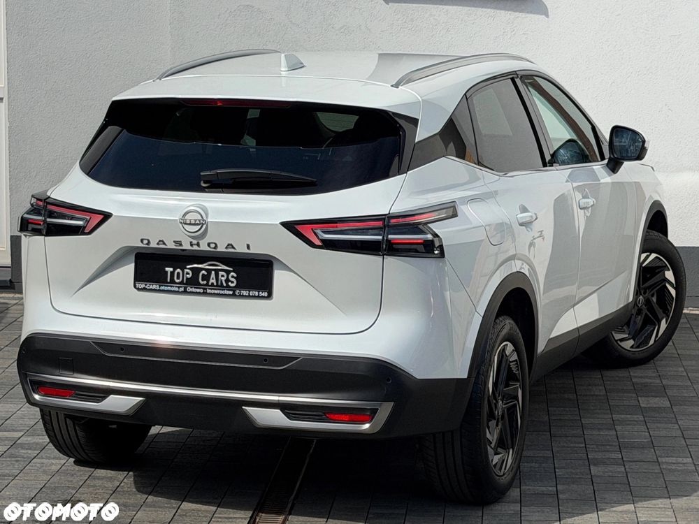 Nissan Qashqai 1.3 DIG-T mHEV N-Connecta Xtronic - 28