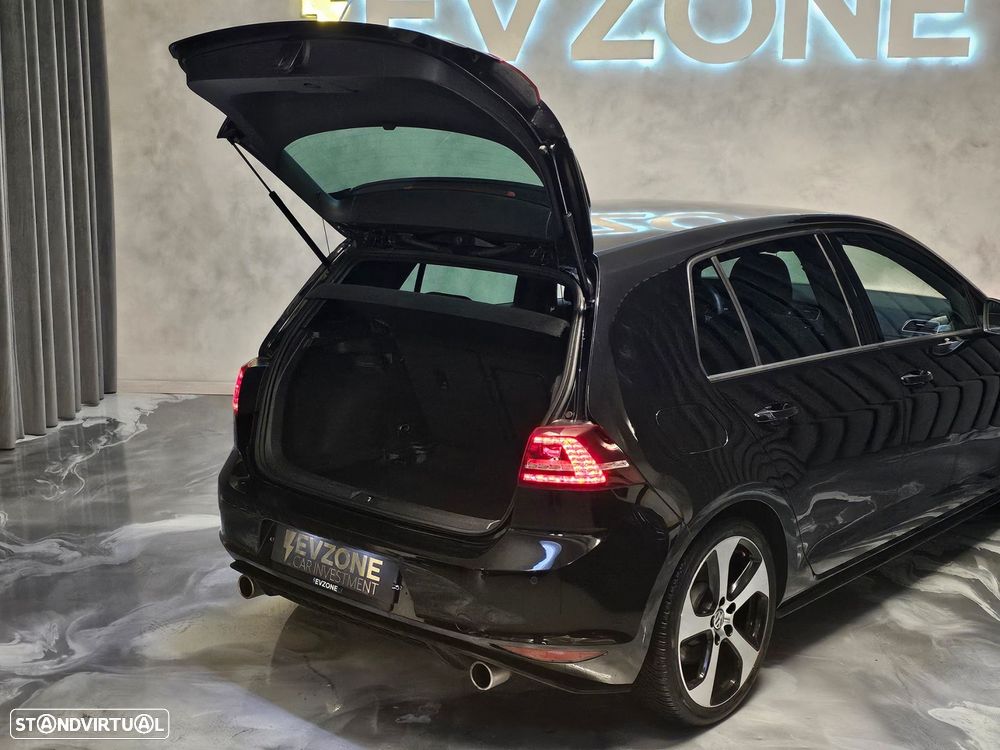 VW Golf 2.0 TSi GTi - 25