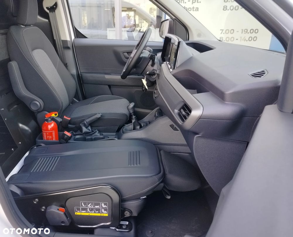 Ford Transit Courier - 6