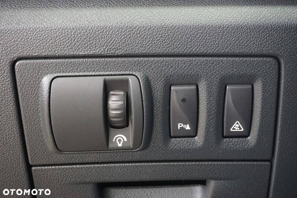 Renault Laguna V6 dCi 235 FAP GT - 29