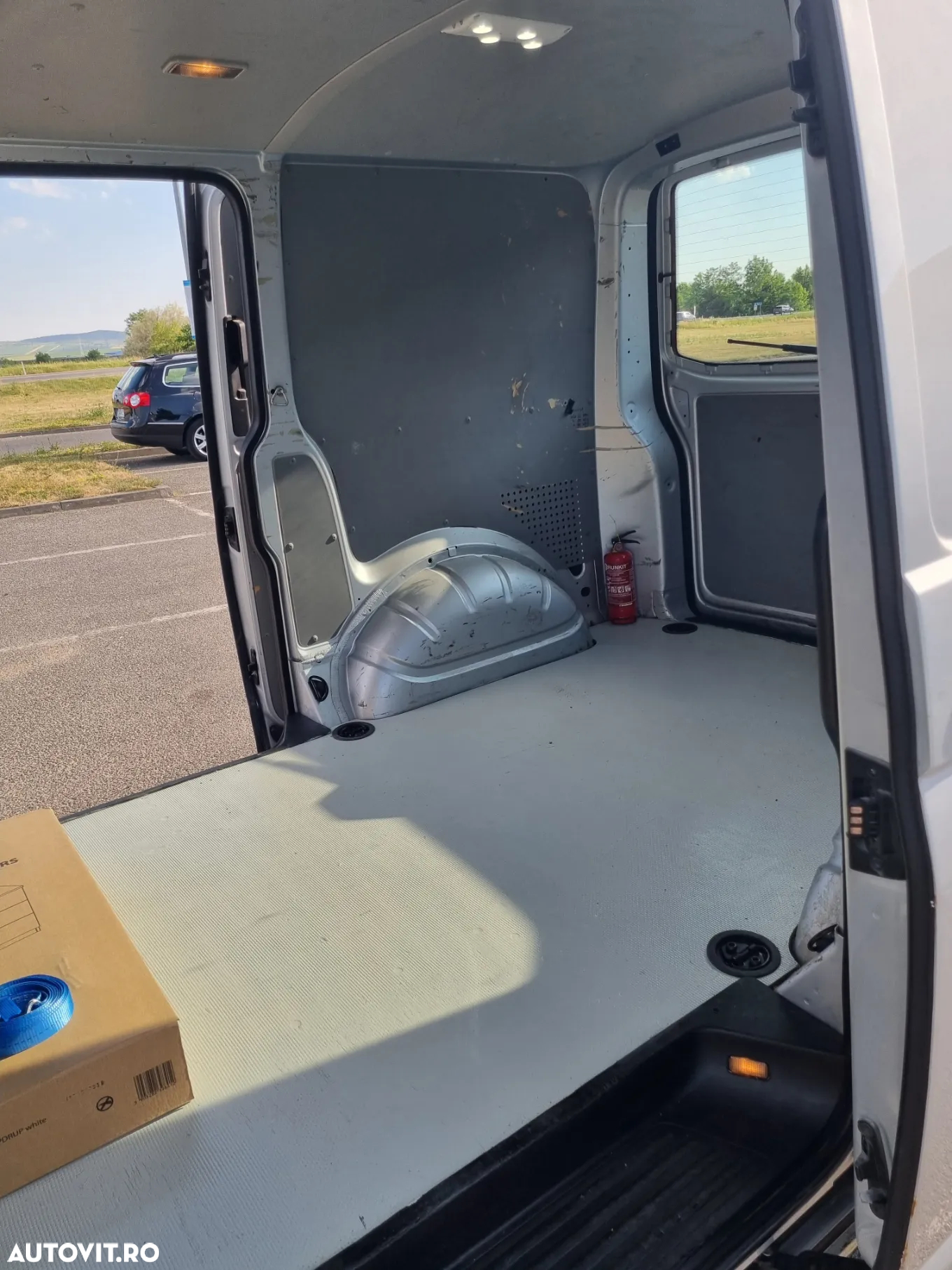 Volkswagen Transporter - 9