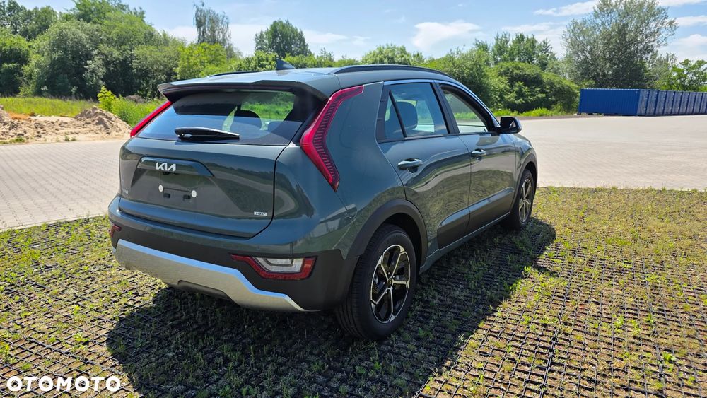 Kia Niro 1.6 GDI Hybrid M - 3